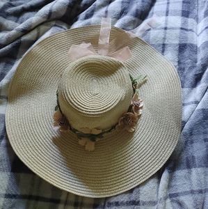 Straw Hat with Floral Crown (Detachable!)